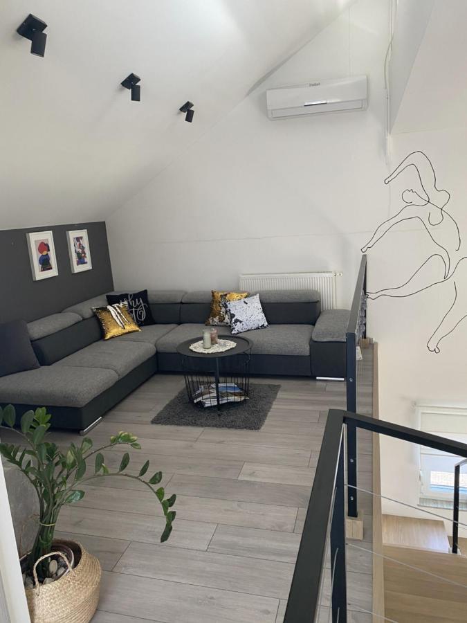 Aqua-Tuhelj- Sky Apartment ตูเฮลย์สเก ตอปลิตเซ ภายนอก รูปภาพ