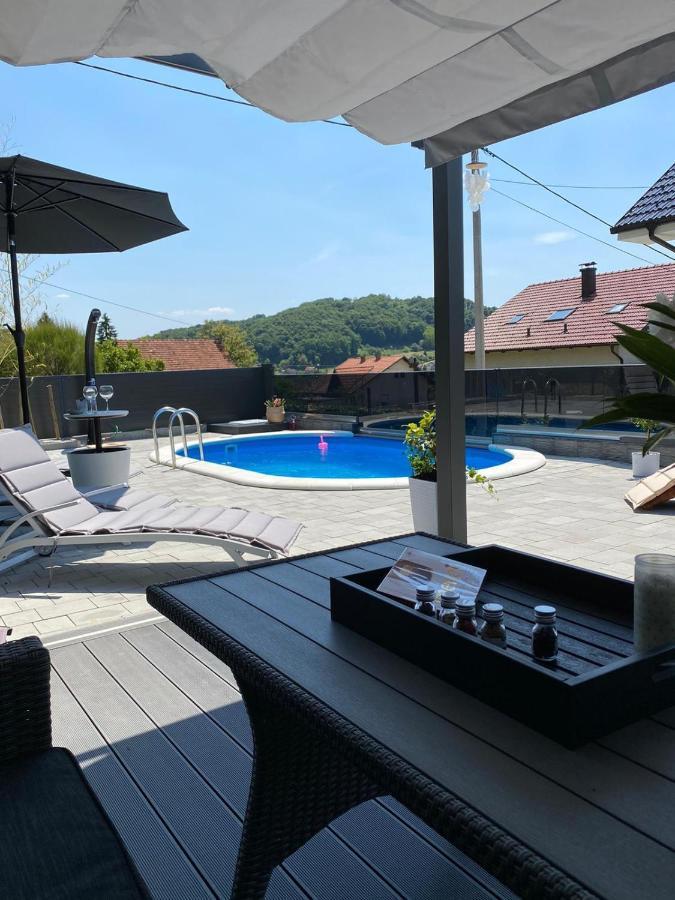 Aqua-Tuhelj- Sky Apartment ตูเฮลย์สเก ตอปลิตเซ ภายนอก รูปภาพ